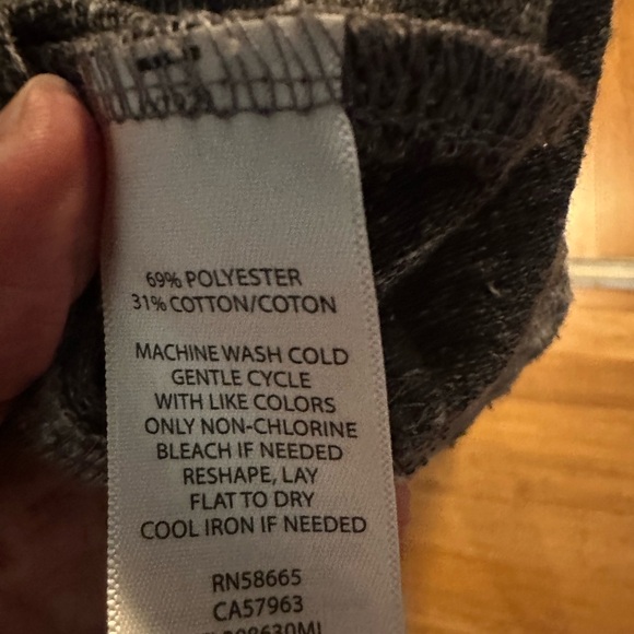 Tildon Ruched Side Sleeveless Knit Dress - Picture 7 of 7